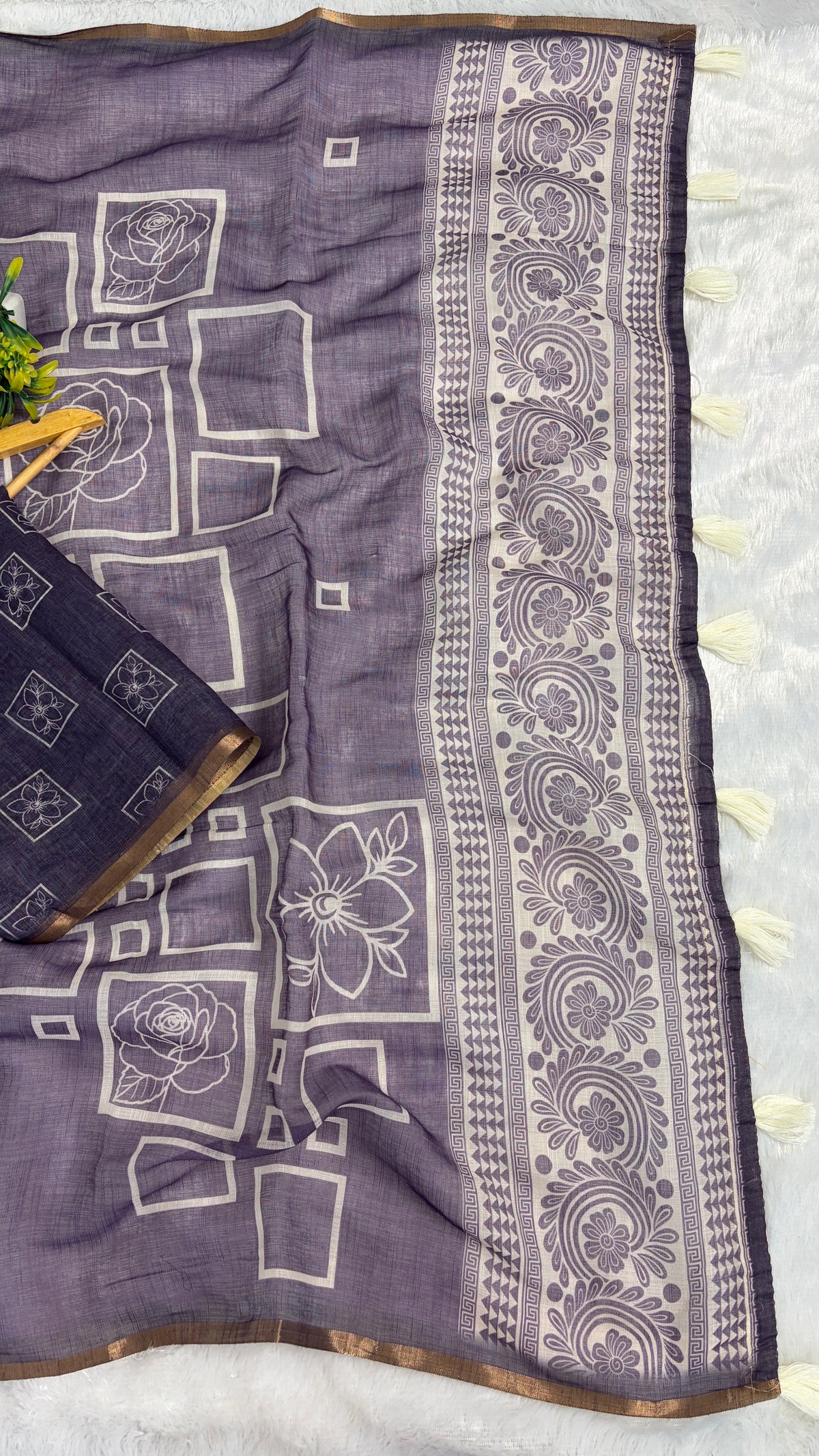 Cotton Linen Violet color With Darker Blouse Tone Abstract Printed Saree 