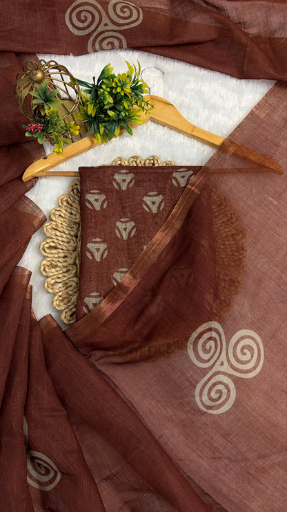 Cotton Linen Maroon with Rust Tone Abstract Prints Saree