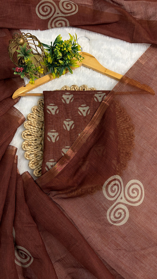 Cotton Linen Maroon with Rust Tone Abstract Prints Saree