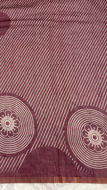 Cotton Linen Wine Color with Lines and Abstract Print Saree