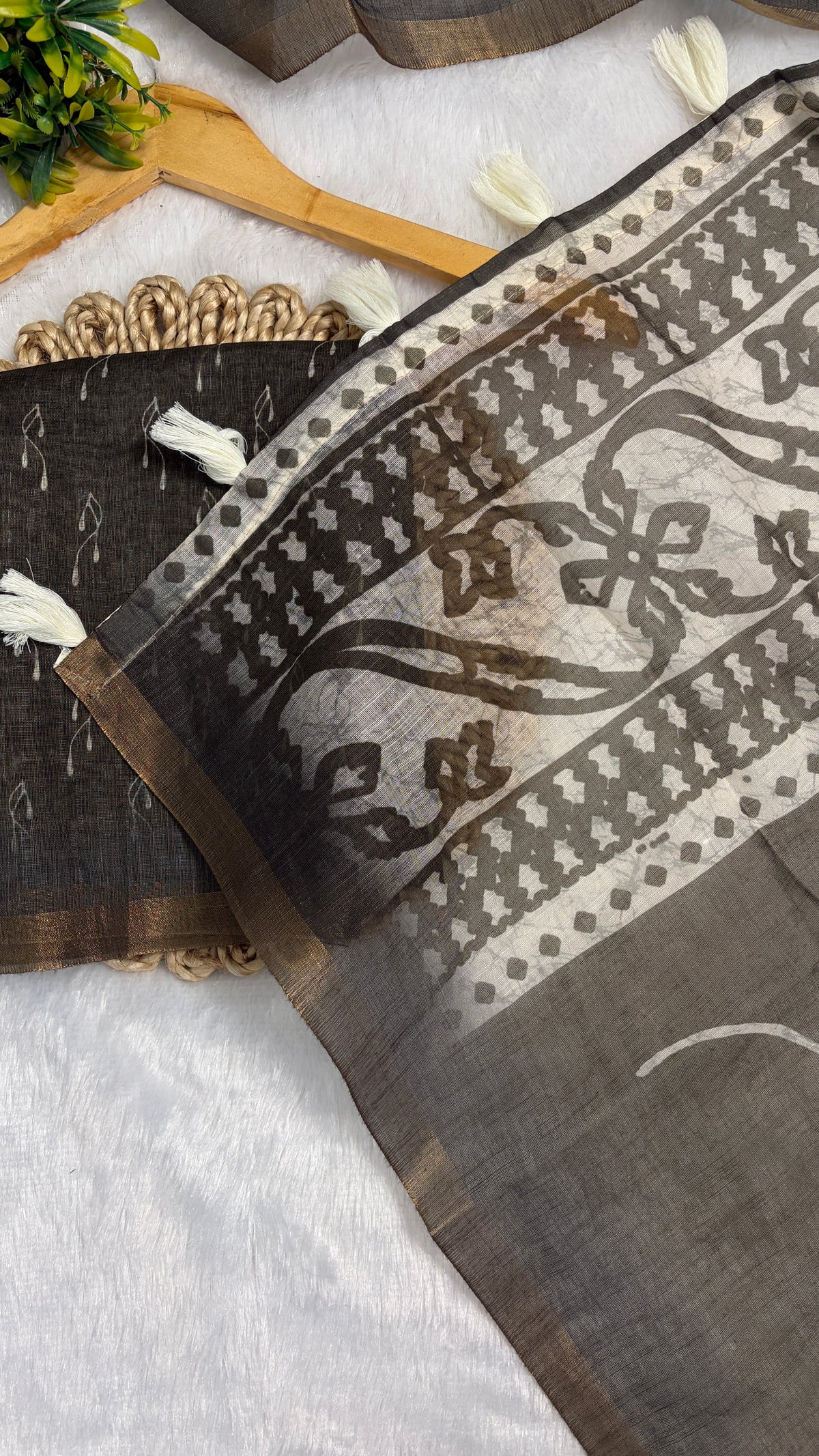 Cotton Linen Bottle Green Color Saree