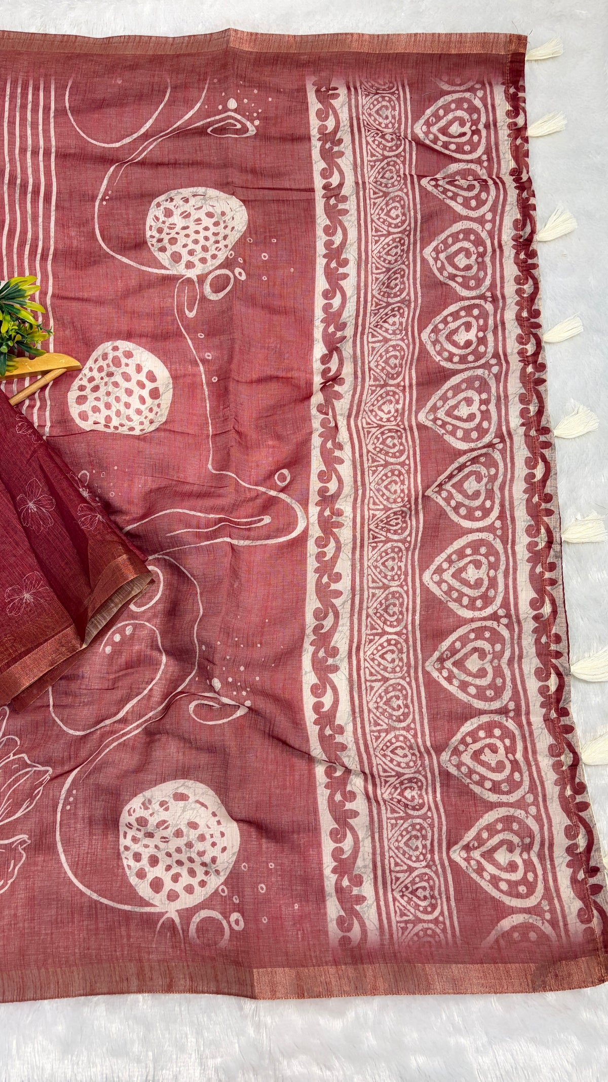 Cotton Linen Dusty Pink Color With Abstract Print Saree