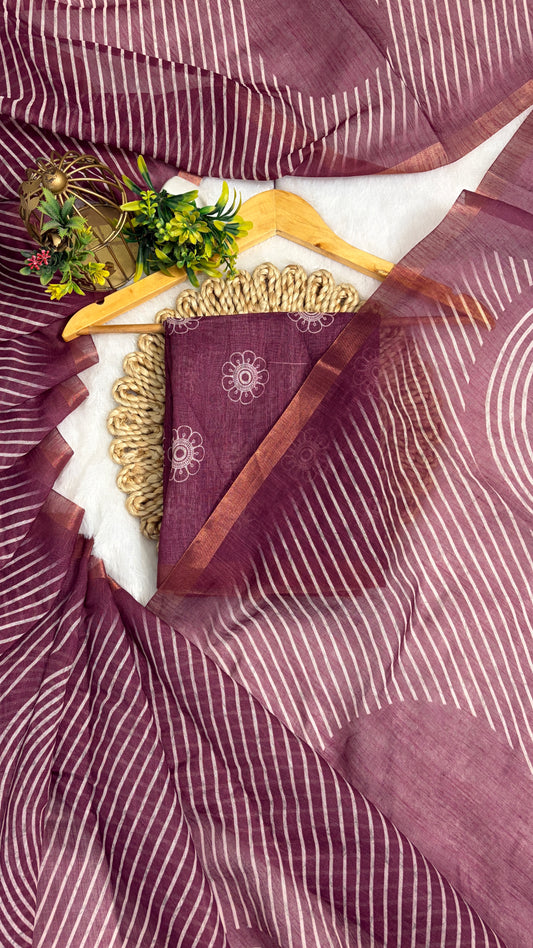 Cotton Linen Wine Color with Lines and Abstract Print Saree