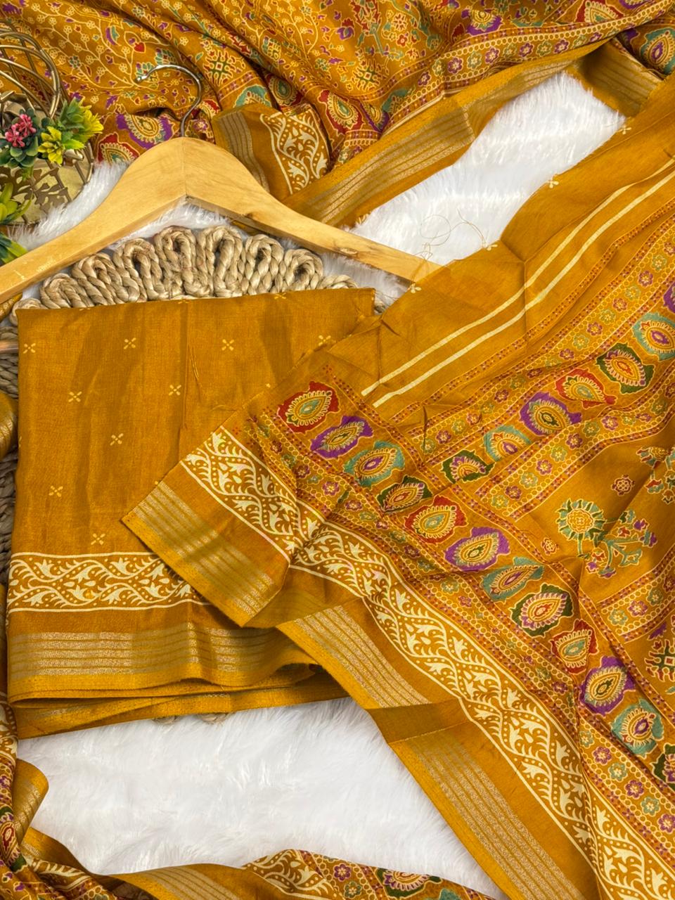 Mulmul Cotton Kalamkari Design with Paisley Border
