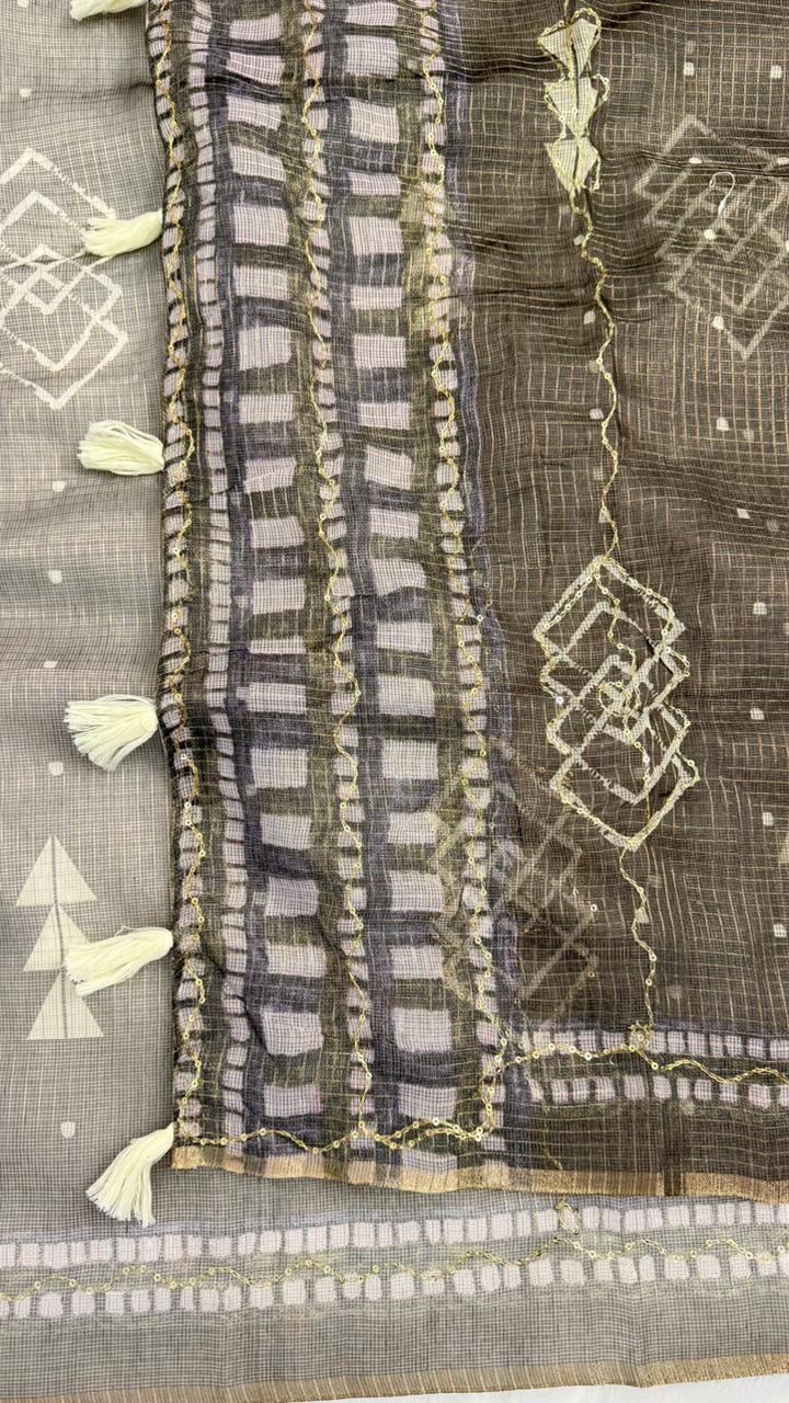 Kota Doriya Geometric Design Print With Aari Work