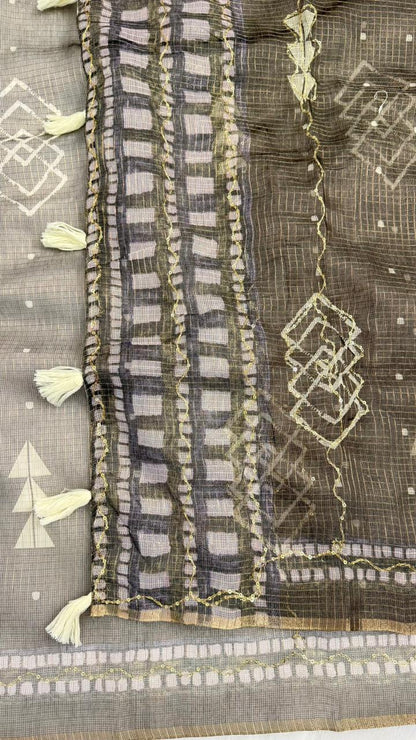 Kota Doriya Geometric Design Print With Aari Work