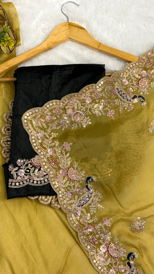 Beautiful Peacock Design C-Pallu Saree