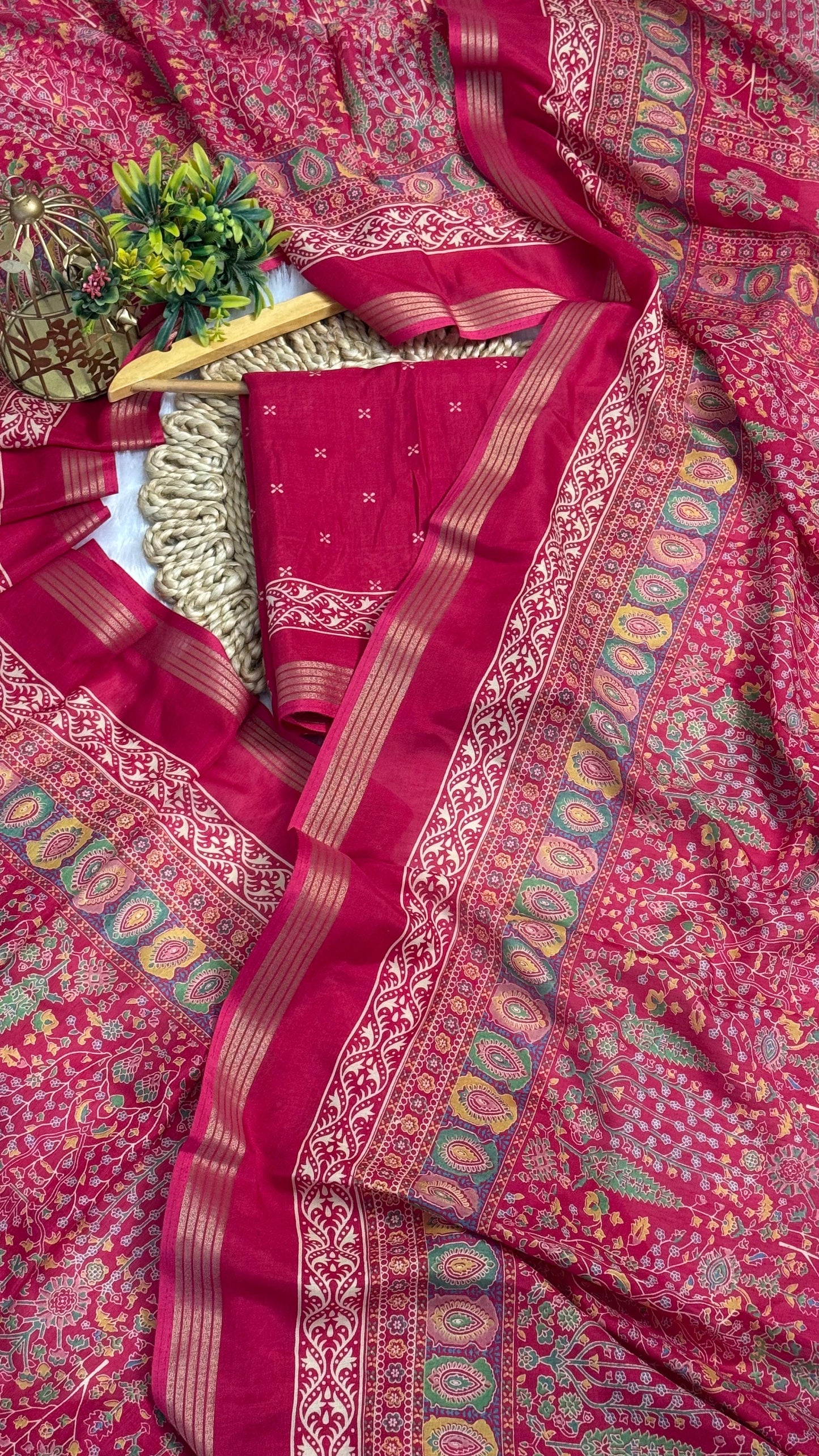 Mulmul Cotton Kalamkari Design with Paisley Border