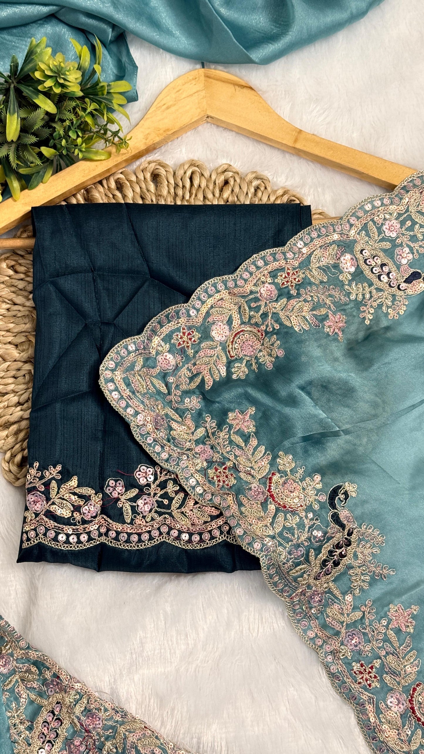 Beautiful Peacock Design C-Pallu Saree