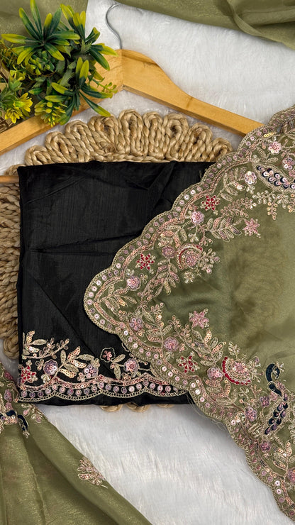 Beautiful Peacock Design C-Pallu Saree